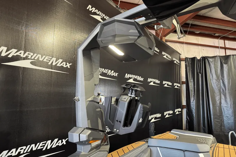 Slide: The Image of Nautique Super Air Nautique G25 2025 - 13