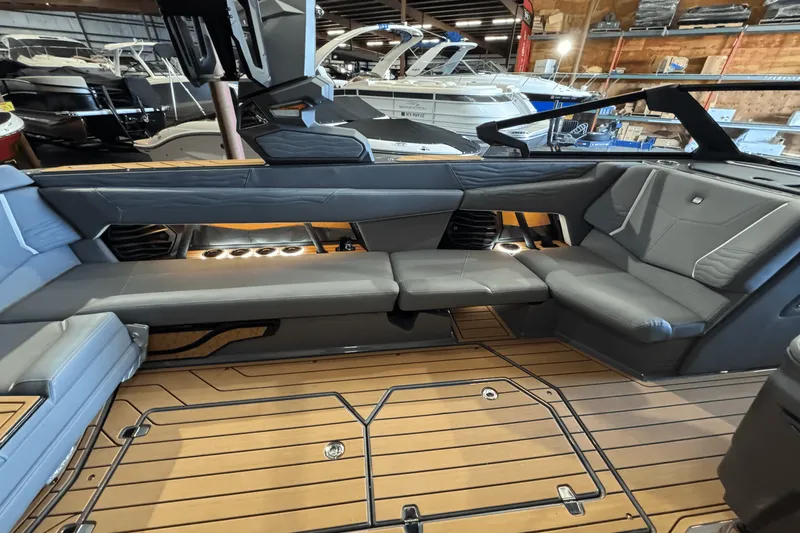 Slide: The Image of Nautique Super Air Nautique G25 2025 - 20