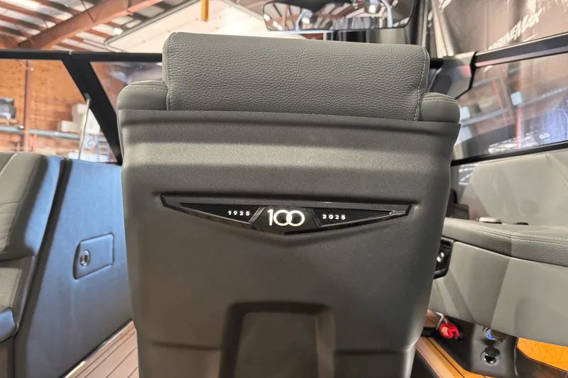 Slide: The Image of Nautique Super Air Nautique G25 2025 - 30