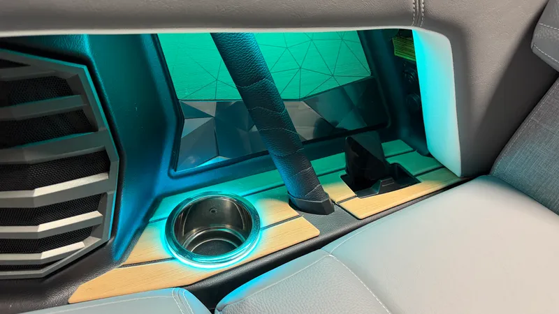 Slide: The Image of Nautique Super Air Nautique G25 2025 - 51