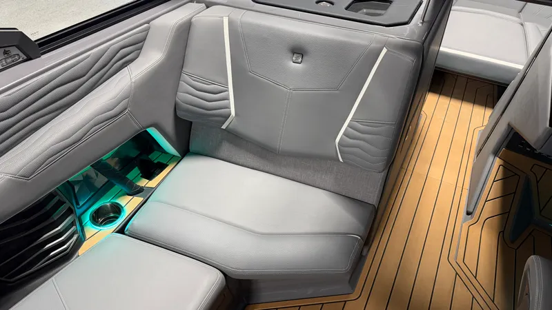 Slide: The Image of Nautique Super Air Nautique G25 2025 - 52