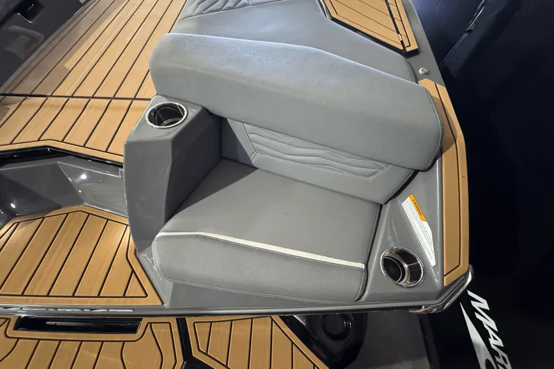 Slide: The Image of Nautique Super Air Nautique G25 2025 - 6