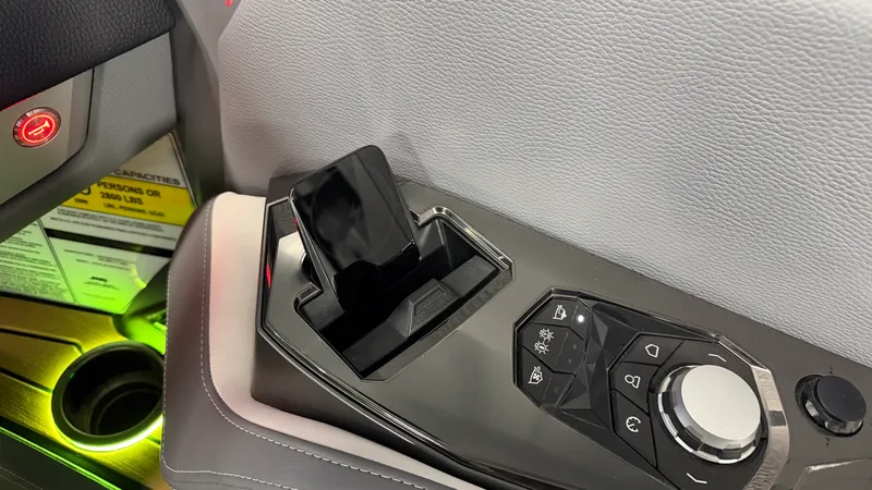 Slide: The Image of Nautique Super Air Nautique G25 2025 - 77