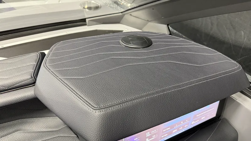 Slide: The Image of Nautique Super Air Nautique G25 2025 - 91