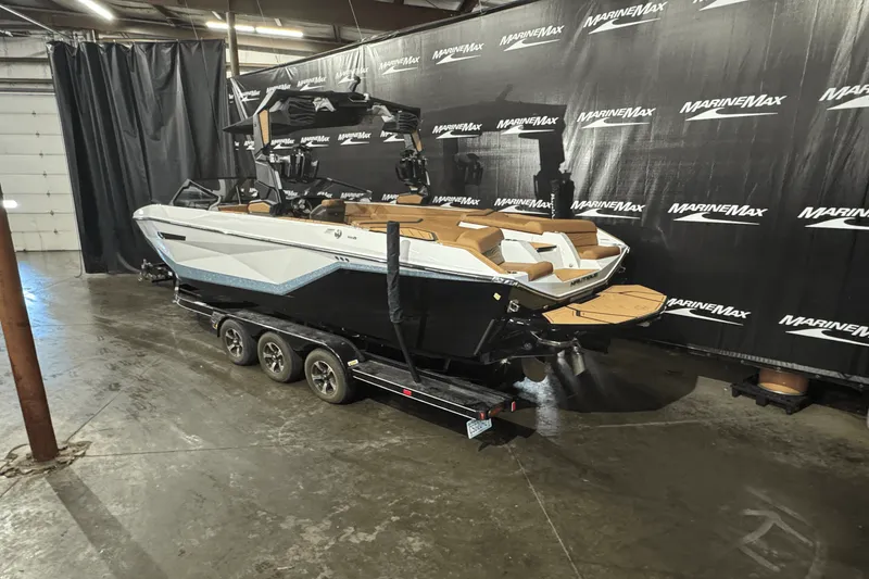 Slide: The Image of Nautique Super Air Nautique G25 2025 - 5