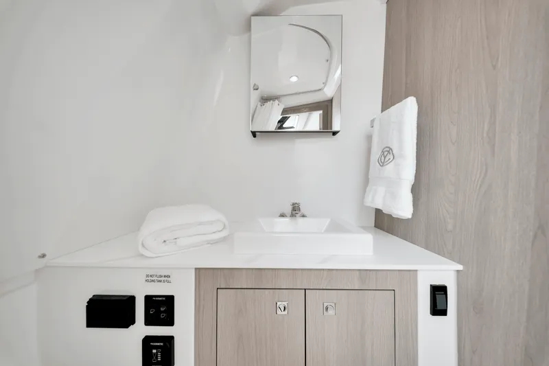 Slide: The Image of Cruisers 38 VTR 2026 - 21