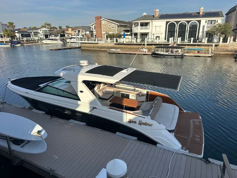 Slide: The Image of Sea Ray 400 SLX 2018 - 25