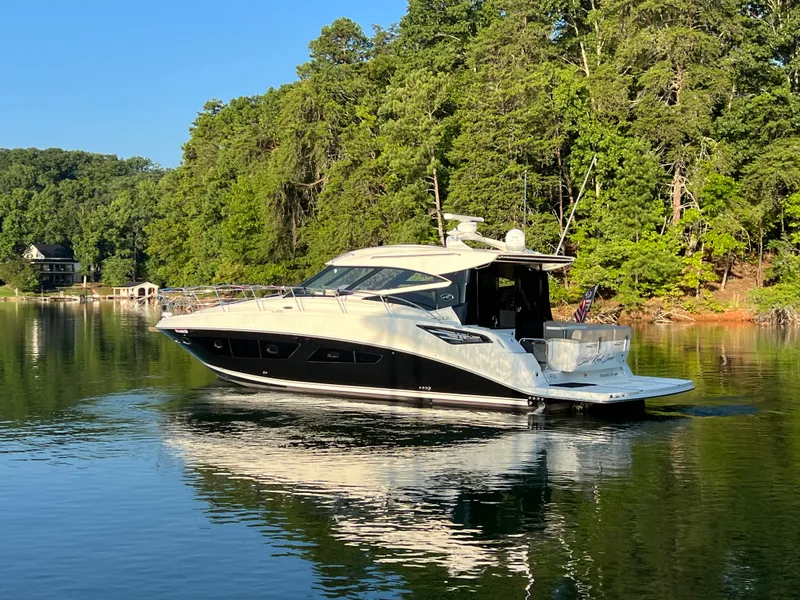 Slide: The Image of Sea Ray 470 SUNDANCER 2016 - 10