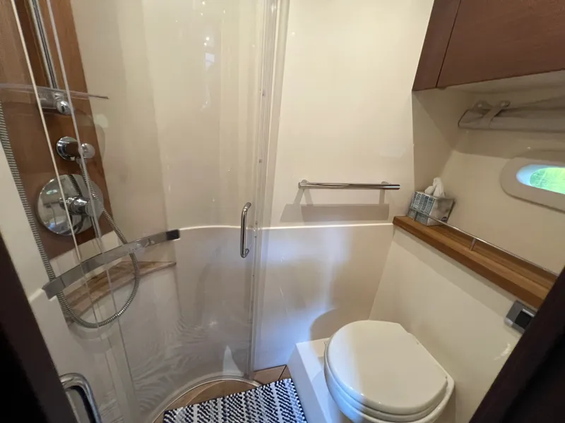 Slide: The Image of Sea Ray 470 SUNDANCER 2016 - 62