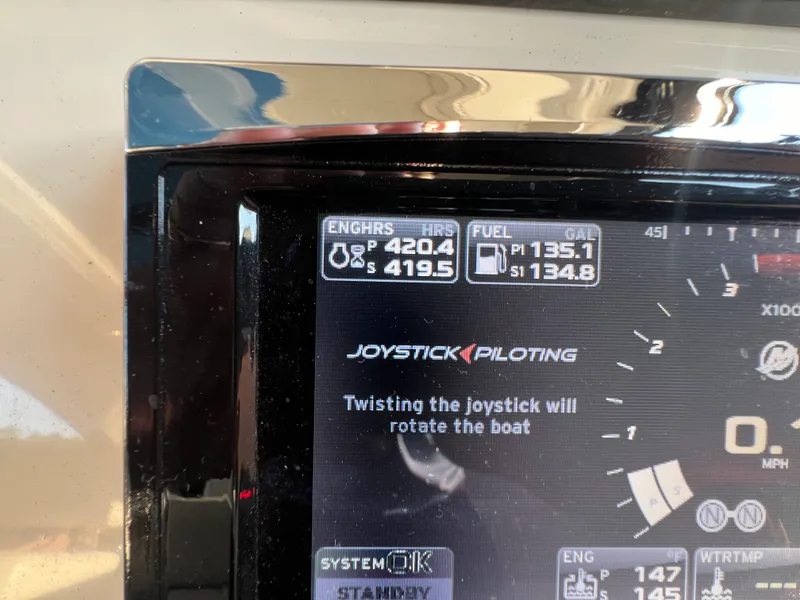 Slide: The Image of Sea Ray 470 SUNDANCER 2016 - 72