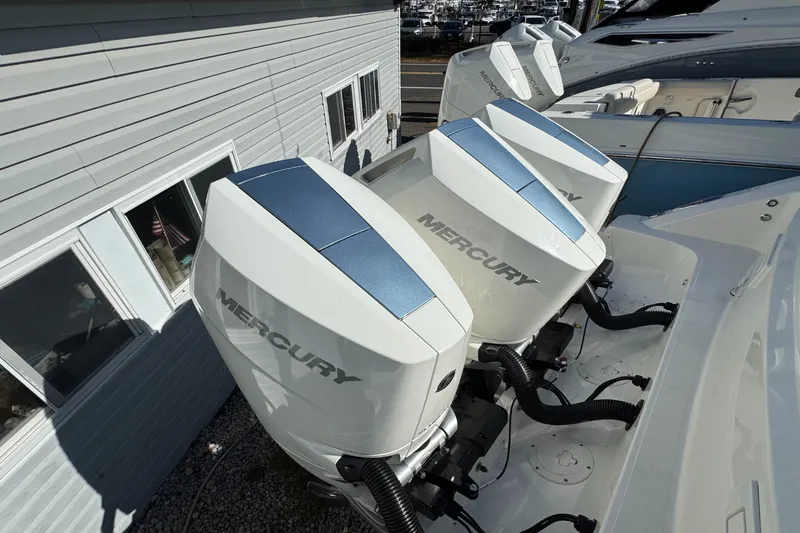 Slide: The Image of Boston Whaler 380 Outrage 2026 - 2