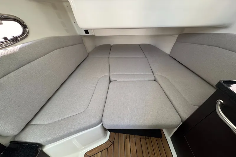 Slide: The Image of Boston Whaler 380 Outrage 2026 - 39