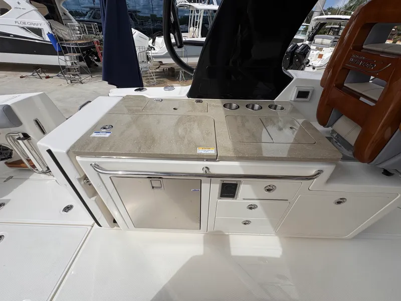 Slide: The Image of Boston Whaler 380 Realm 2026 - 13