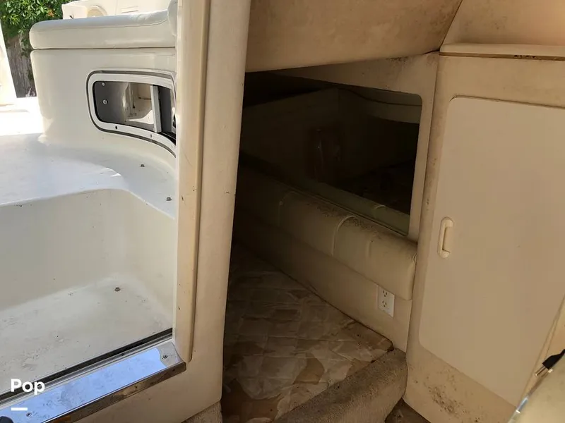 Slide: The Image of Rear Berth - 10722294