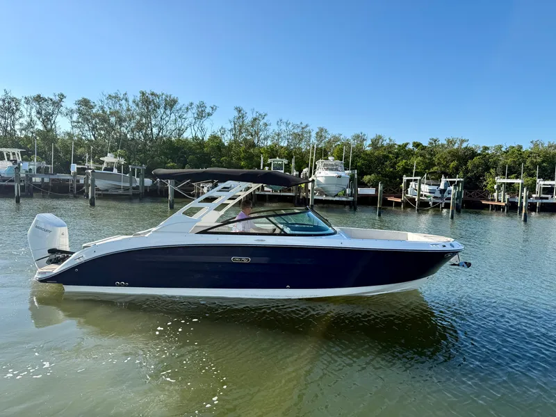The Image of Sea Ray SDX 270 Outboard 2025 - 0
