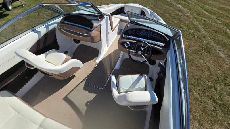 Slide: The Image of Cobalt 210 2013 - 9