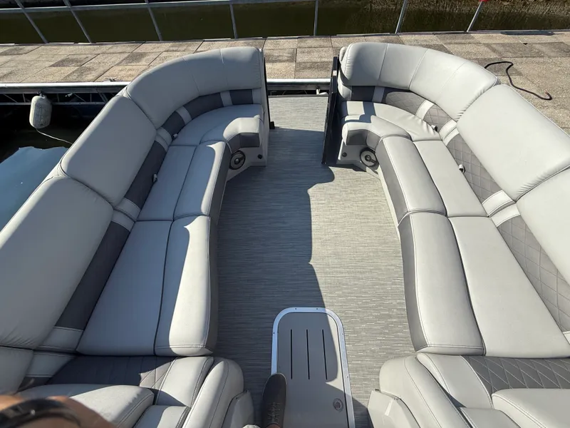 Slide: The Image of Bennington 25 RSBWA 2022 - 16