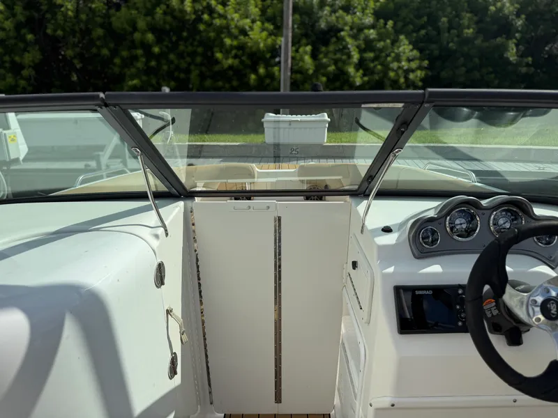 Slide: The Image of NauticStar 223 DC 2022 - 20