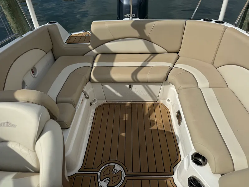 Slide: The Image of NauticStar 223 DC 2022 - 7