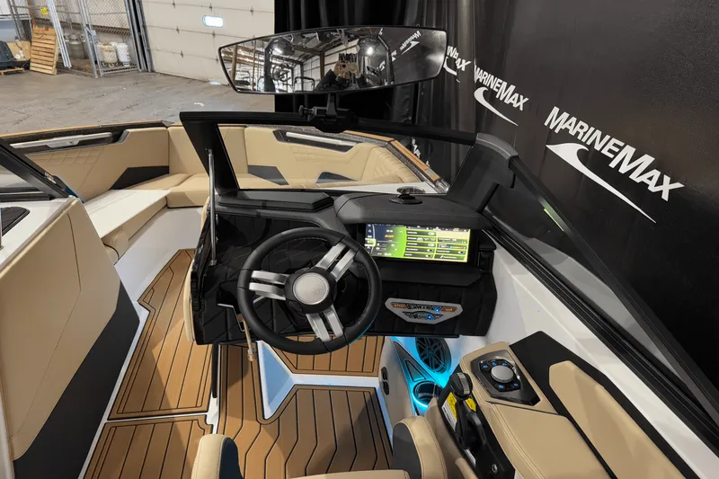 Slide: The Image of Nautique Super Air Nautique S23 2025 - 29