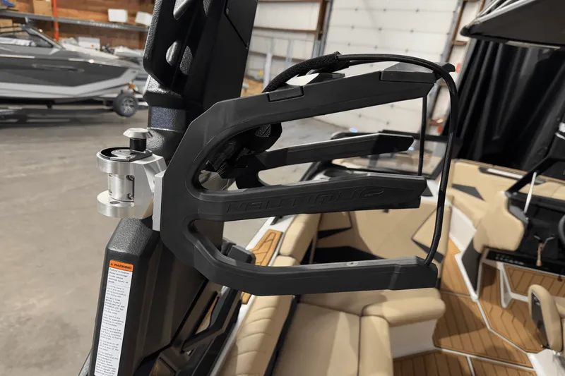 Slide: The Image of Nautique Super Air Nautique S23 2025 - 42