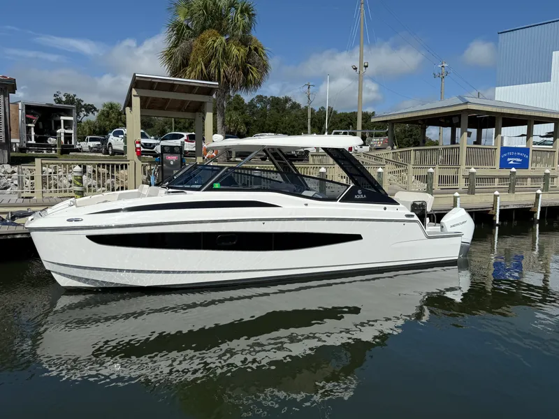 The Image of Aquila 32 Sport 2024 - 0