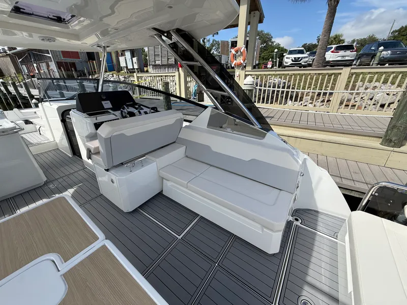 Slide: The Image of Aquila 32 Sport 2024 - 10