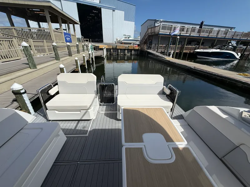 Slide: The Image of Aquila 32 Sport 2024 - 11