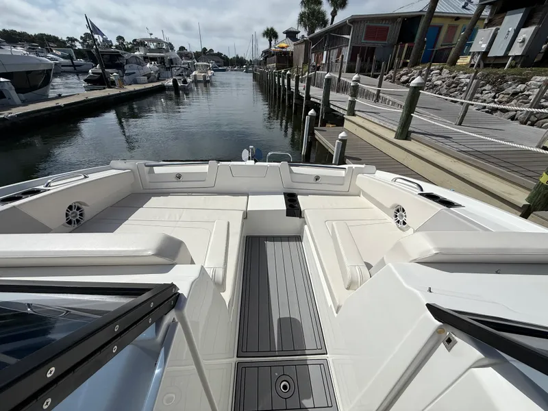 Slide: The Image of Aquila 32 Sport 2024 - 15