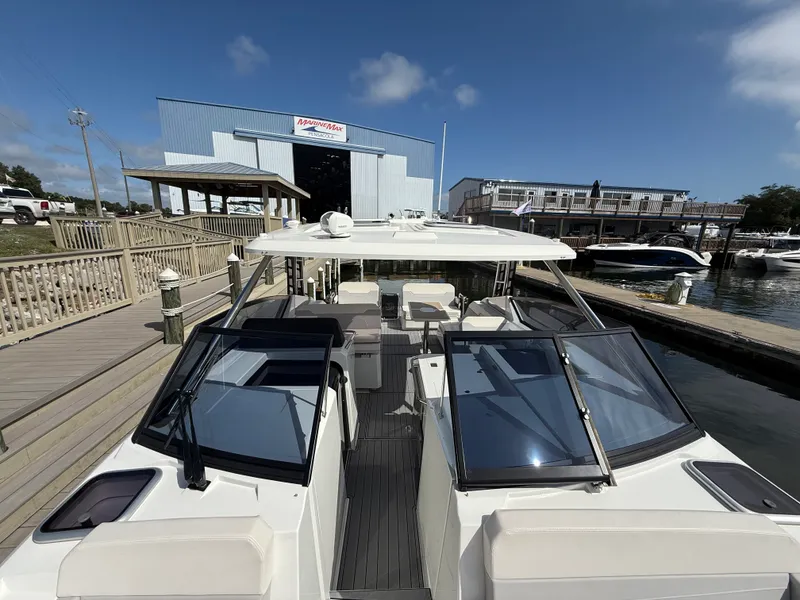 Slide: The Image of Aquila 32 Sport 2024 - 17