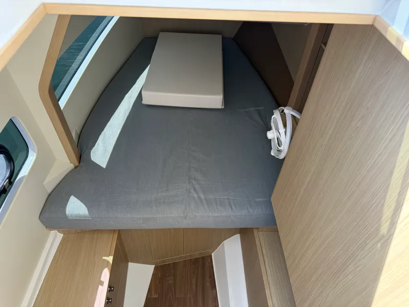 Slide: The Image of Aquila 32 Sport 2024 - 31