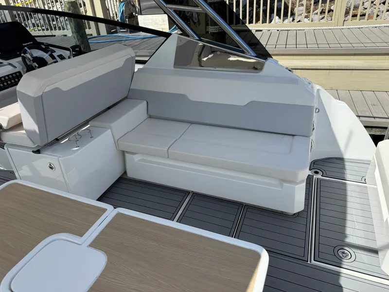 Slide: The Image of Aquila 32 Sport 2024 - 33