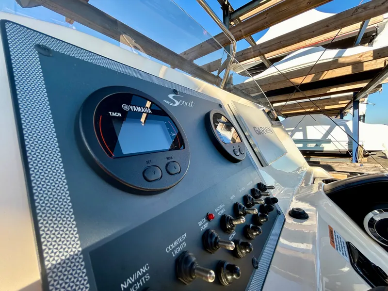 Slide: The Image of Scout 195 Sportfish 2022 - 9