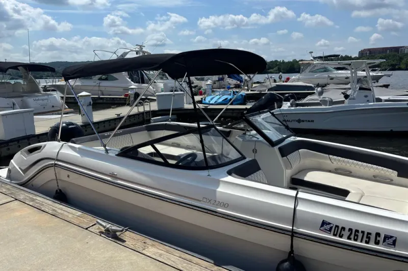 The Image of Bayliner DX 2200 2023 - undefined