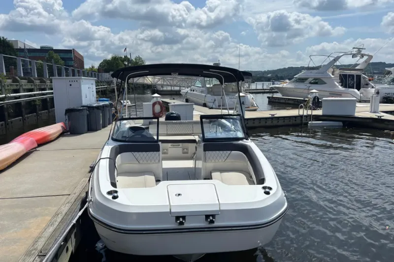 Slide: The Image of Bayliner DX 2200 2023 - 2