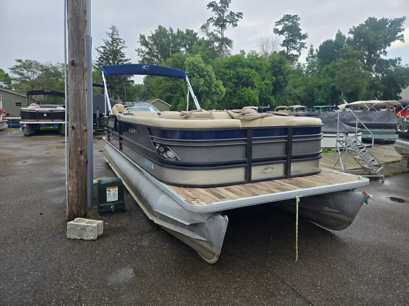 The Image of Crest 250 CLASSIC L 2016 - 0