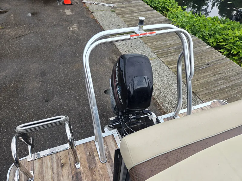 Slide: The Image of Crest 250 CLASSIC L 2016 - 15