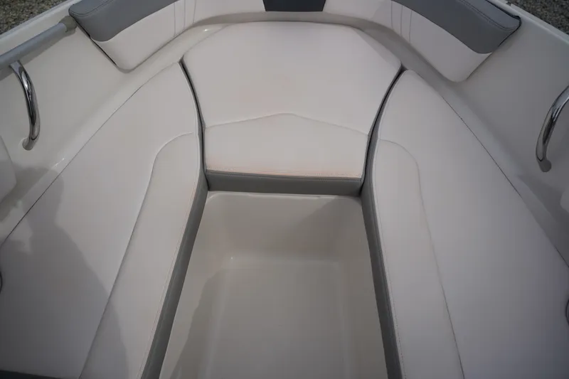 Slide: The Image of Chaparral 19 SSi OB 2020 - 23
