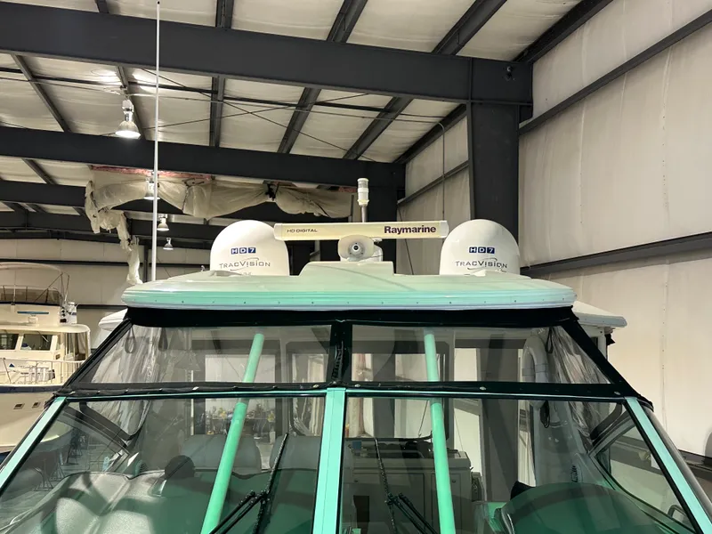 Slide: The Image of Cruisers Yachts 405 MOTOR YACHT 2005 - 5