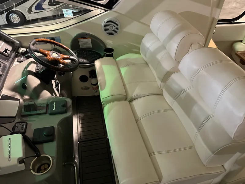 Slide: The Image of Cruisers Yachts 405 MOTOR YACHT 2005 - 56