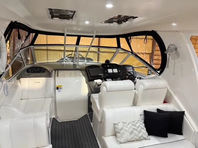 Slide: The Image of Cruisers Yachts 405 MOTOR YACHT 2005 - 75