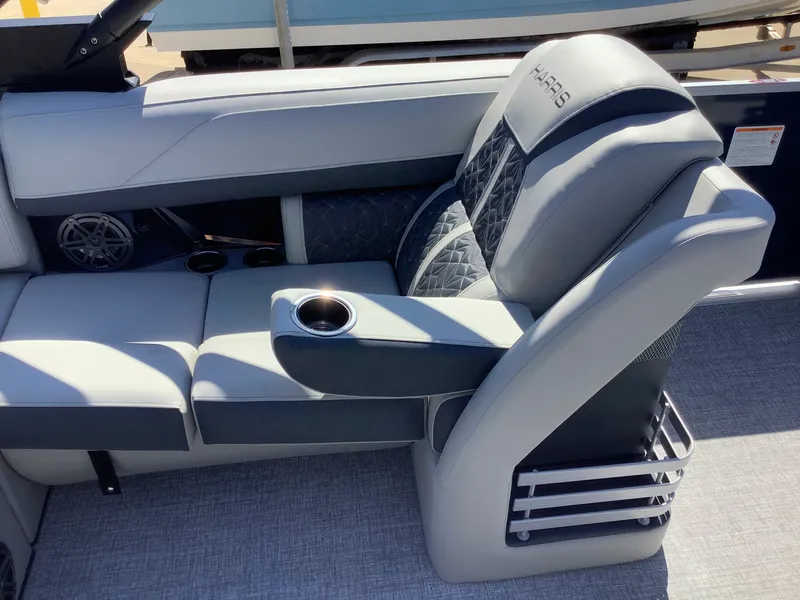 Slide: The Image of Harris 230GM 2026 - 18