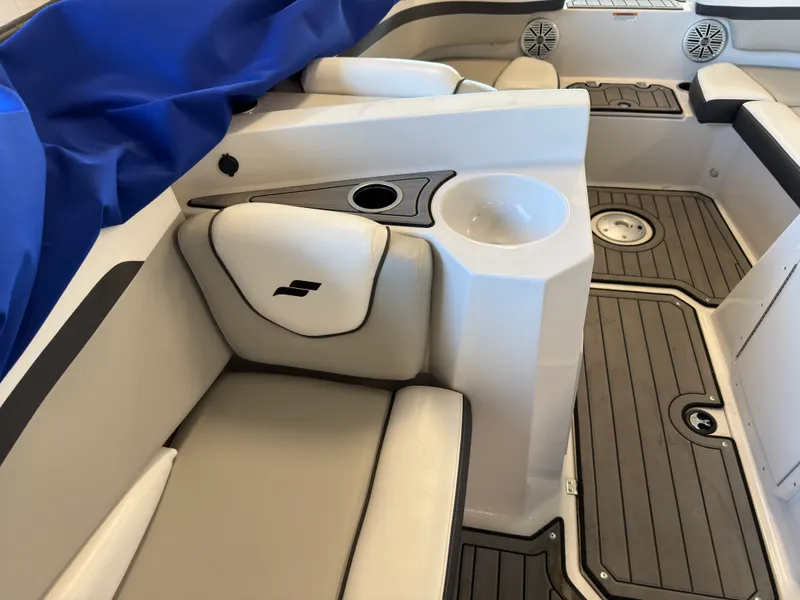 Slide: The Image of Starcraft 211 SVX 2023 - 16