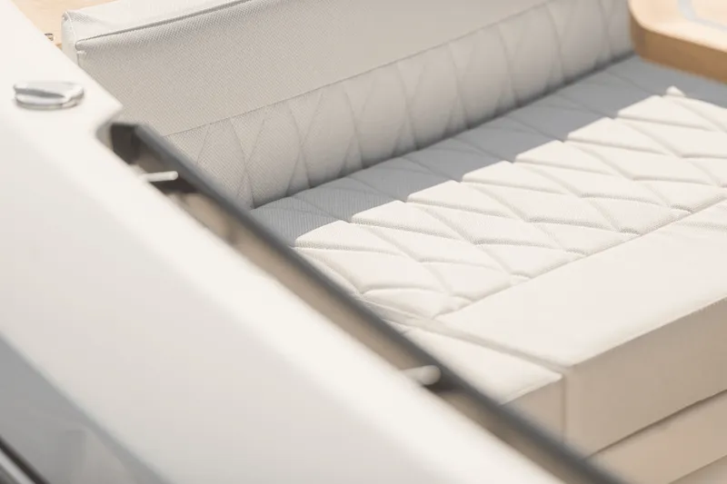 Slide: The Image of Saxdor 400 GTO 2026 - 102