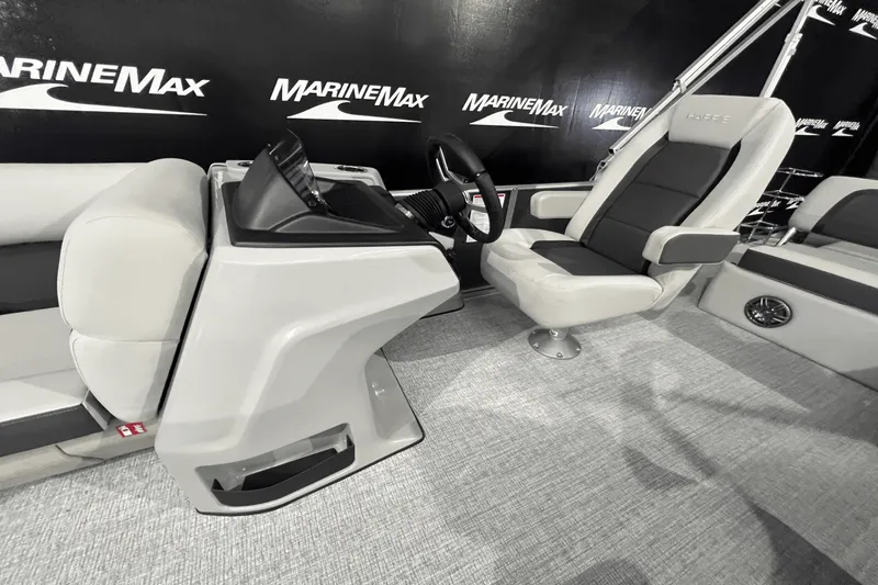 Slide: The Image of Harris 210 Cruiser 2025 - 11