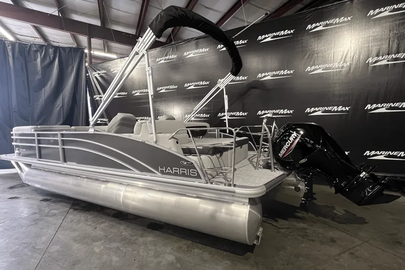 Slide: The Image of Harris 210 Cruiser 2025 - 2