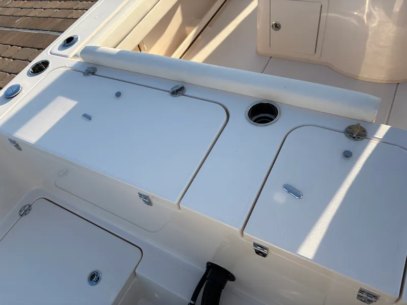 Slide: The Image of Grady-White Fisherman 236 2026 - 35