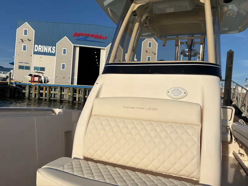 Slide: The Image of Grady-White Fisherman 236 2026 - 6