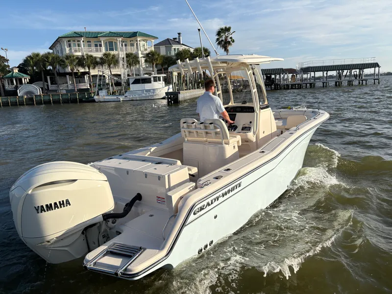 Slide: The Image of Grady-White Fisherman 236 2026 - 9