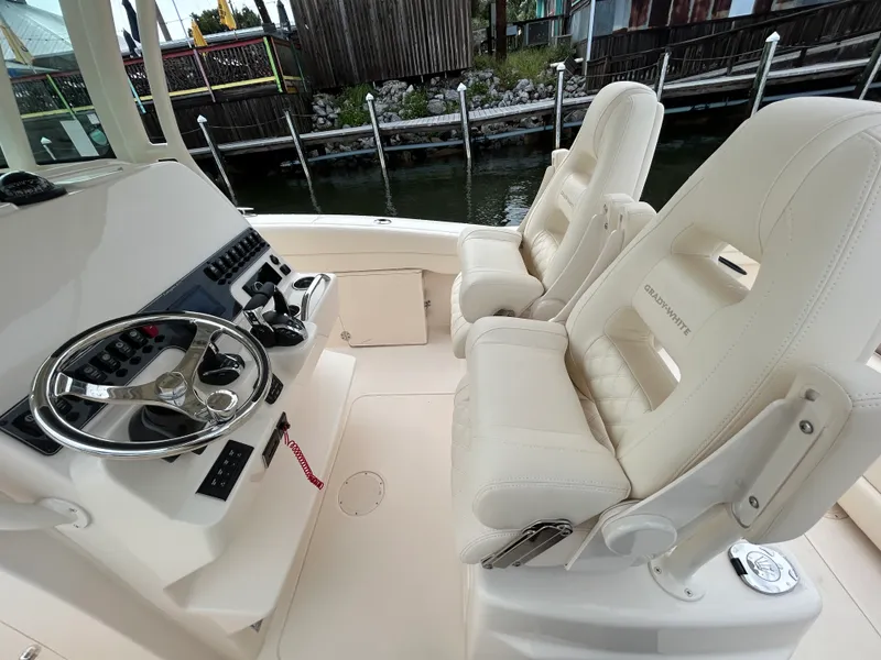 Slide: The Image of Grady-White Canyon 271 2026 - 20